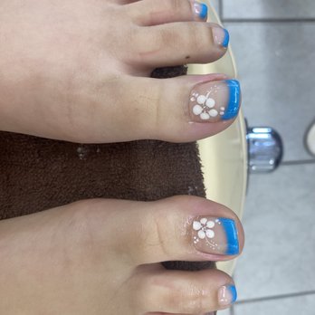 Crystal Nail Salon - Nail Salons Near Me - Honolulu, Hawaii Crystal Nail Salon - Nail Salons Near Me - Honolulu, Hawaii