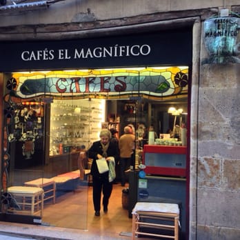 El Magnífico - Inconspicuous front door - Coffee & Tea Near Me - Barcelona, B El Magnífico - Inconspicuous front door - Coffee & Tea Near Me - Barcelona, B