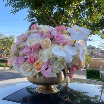 Nirvana Flowers and Gifts - Flowers & Gifts Near Me - Glendale, California Nirvana Flowers and Gifts - Flowers & Gifts Near Me - Glendale, California