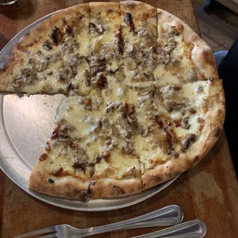 Flatbread - Providence - Pemberton - Pizza Near Me - Providence, Rhode Island
