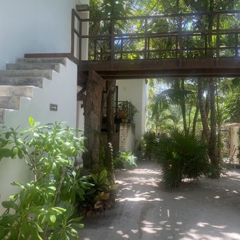 Chiringuito Tulum - Walking towards the entrance/exit - Hotels Near Me - Tulum, ROO
