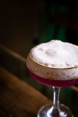 Queen Jayne’s Lounge & Royal Drinkery by null