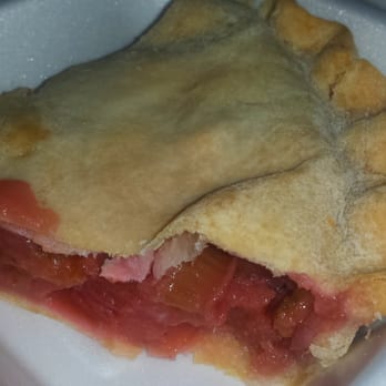 Char's Cafe - Strawberry Rhubarb Pie - American Near Me - Bruce Crossing, Michigan