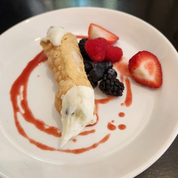 il Modo - cannoli - Italian Near Me - Fort Worth, Texas il Modo - cannoli - Italian Near Me - Fort Worth, Texas