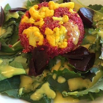Fred 62 - Quinoa & kale salad - Diners Near Me - Los Angeles, California
