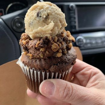 Brewja Coffee - Cookie dough Cupcake - Coffee & Tea Near Me - San Lorenzo, California