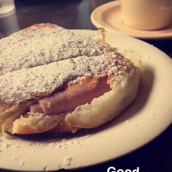 Mallorca - Mallorca with ham, cheese, and egg (Mallorca con jamón, queso, y juevos) - Bakeries Near Me - San Juan, Puerto Rico Mallorca - Mallorca with ham, cheese, and egg (Mallorca con jamón, queso, y juevos) - Bakeries Near Me - San Juan, Puerto Rico