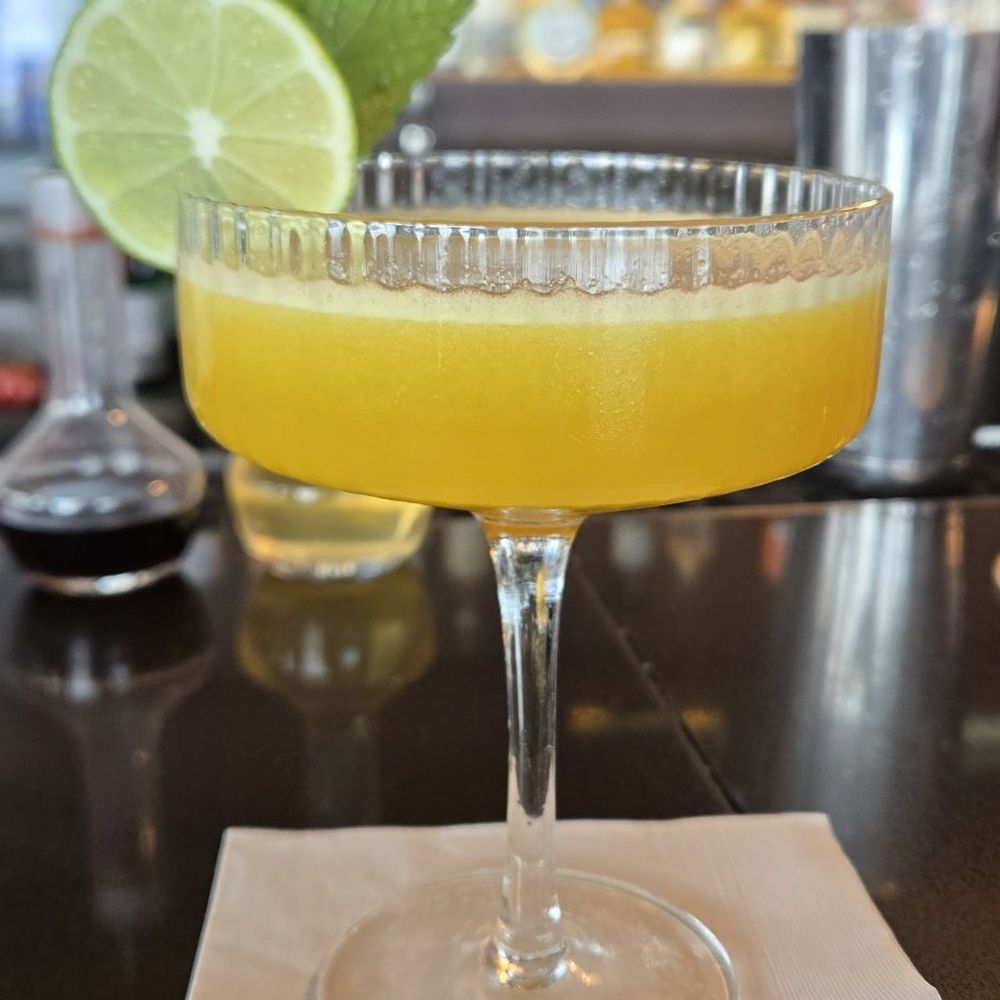 One40 Rooftop - Uptown martini - Breakfast & Brunch Near Me - New York, New York