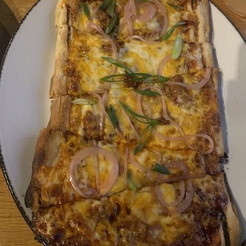Cinderlands Warehouse - barbecue chicken flatbread - Breweries Near Me - Pittsburgh, Pennsylvania
