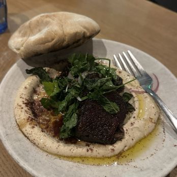 Avec - Chicago - Short Rib Hummus - Mediterranean Near Me - Chicago, Illinois
