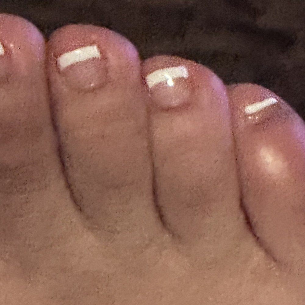 Kerman Nails - Unusual lines - Nail Technicians Near Me - Kerman, California