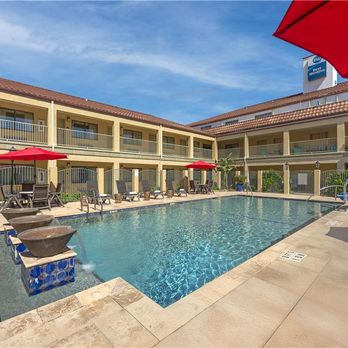 Best Western San Isidro Inn - Outdoor Pool - Hotels Near Me - Laredo, Texas Best Western San Isidro Inn - Outdoor Pool - Hotels Near Me - Laredo, Texas