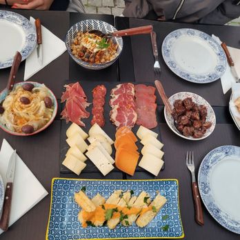 À Bolina - Tapas! - Wine Bars Near Me - Porto, 13 À Bolina - Tapas! - Wine Bars Near Me - Porto, 13