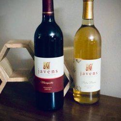 Javen’s Family Vineyard & Winery