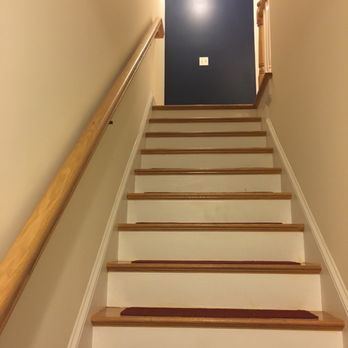 Pro Painting Services - Sherwin-Williams Roman Column (stairwell) and Salty Dog (accent) - Painters Near Me - Everett, Massachusetts