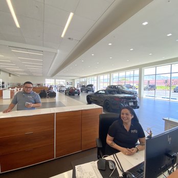 Sandia BMW - The dhowroom - Auto Repair Near Me - Albuquerque, New Mexico