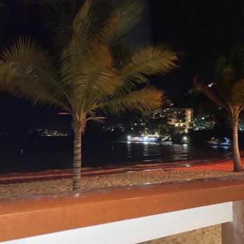 Margaritaville Vacation Club - Ocean view at dinner from patio - Vacation Rentals Near Me - Smith Bay, Virgin Islands