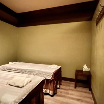 NV Spa - Couples Massage Room - Massage Near Me - Las Vegas, Nevada NV Spa - Couples Massage Room - Massage Near Me - Las Vegas, Nevada