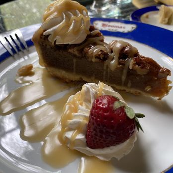 The Carriage House - Wine Bars Near Me - Darrow, Louisiana