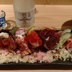 Iori Japanese Restaurant - Abhuri seared sushi sampler