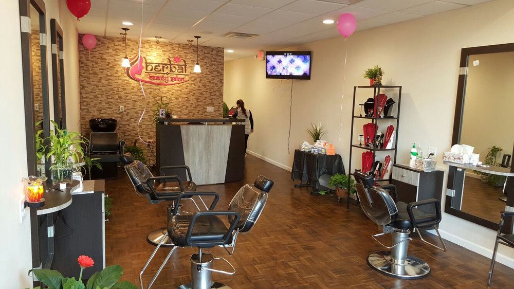 Herbal Beauty Salon Logo
