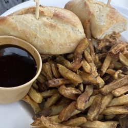 The Boondocks Eatery - Beef sandwich