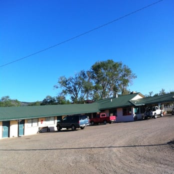 Canyon Inn - Hotels Near Me - Cimarron, New Mexico Canyon Inn - Hotels Near Me - Cimarron, New Mexico