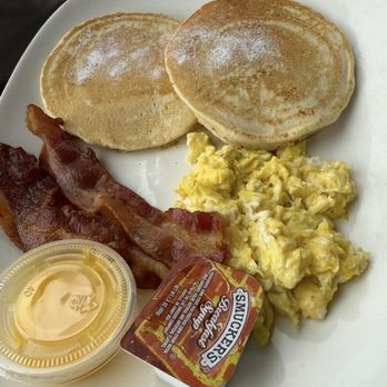 Knotty Pine - KP Breakfast - Bars Near Me - Baltimore, Maryland