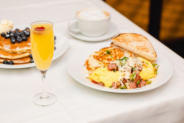 The Saint Paul Hotel by null