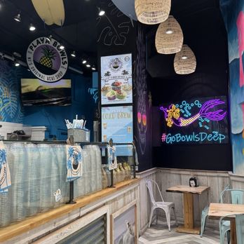 Playa Bowls - Inside - Juice Bars & Smoothies Near Me - New York, New York