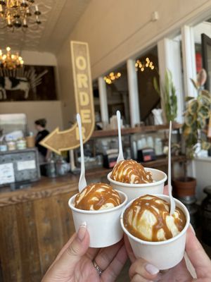 à la Minute Ice Cream by null