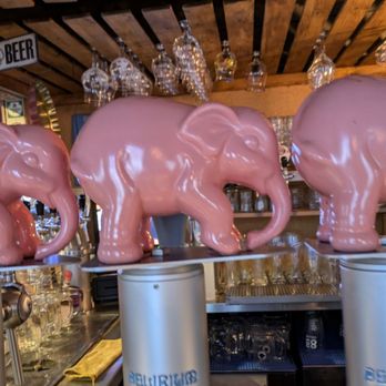 Delirium Tremens - Beer Bar Near Me - Lisbon, 11