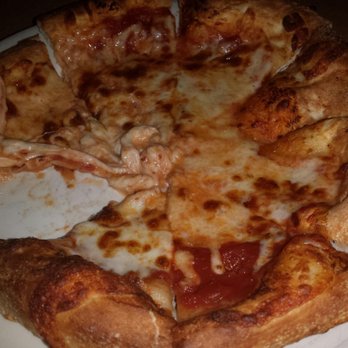 Gabby's Cafe - Three cheese pizza - Italian Near Me - Wyoming, Ohio