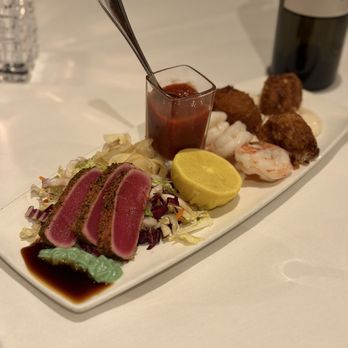 Summit House - Seaside sampler - Steakhouses Near Me - Fullerton, California
