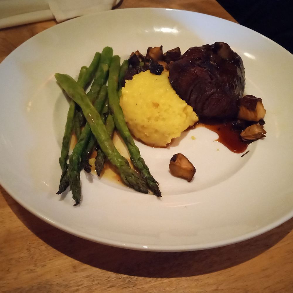 Seasons 52 - Filet Mignon - New American Near Me - North Bethesda, Maryland