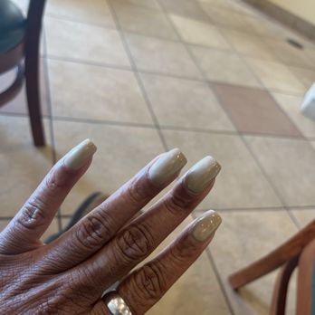 Royal Nails and Day Spa - The do me right every time!! Love them! - Nail Salons Near Me - Woodbridge, Virginia