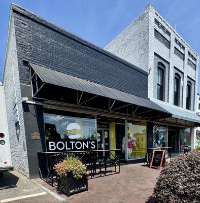 Bolton's Curbside Cookery by null