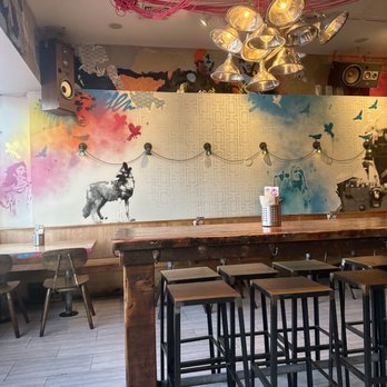 Spitz - Studio City - Inside - plenty of seats - Mediterranean Near Me - Studio City, California Spitz - Studio City - Inside - plenty of seats - Mediterranean Near Me - Studio City, California