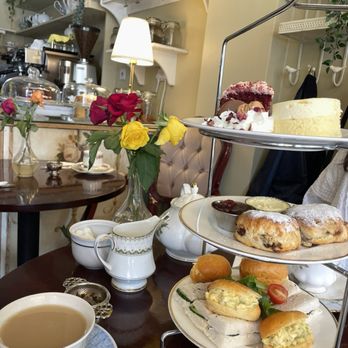 Candella Tea Room - Tea Rooms Near Me - London, XGL