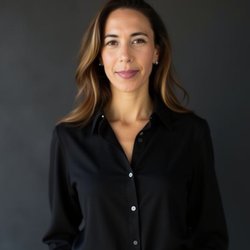 Soul Lux Physical Therapy - Dr. Daniela Soulux