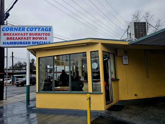 Corner Cottage by null