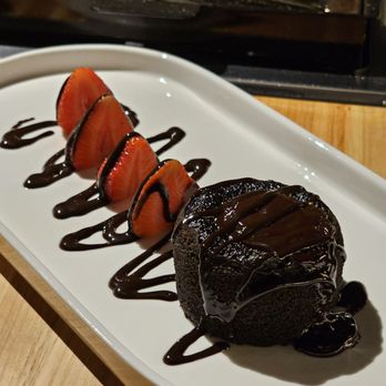 Sho Wagyu Steakhouse - Lava cake - Barbeque Near Me - Naperville, Illinois