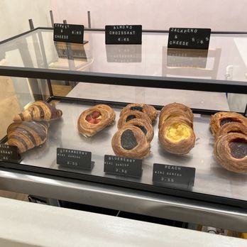Le Phant Milk Tea - Pastries - Bubble Tea Near Me - Los Angeles, California Le Phant Milk Tea - Pastries - Bubble Tea Near Me - Los Angeles, California
