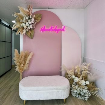 Infinity Beautee Suites - Photo prop decor - Eyelash Service Near Me - Aiea, Hawaii