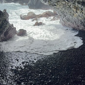 Black Sand Beach - Beaches Near Me