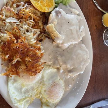Loru’s Cafe - Biscuits & Gravy - Breakfast & Brunch Near Me - Camarillo, California