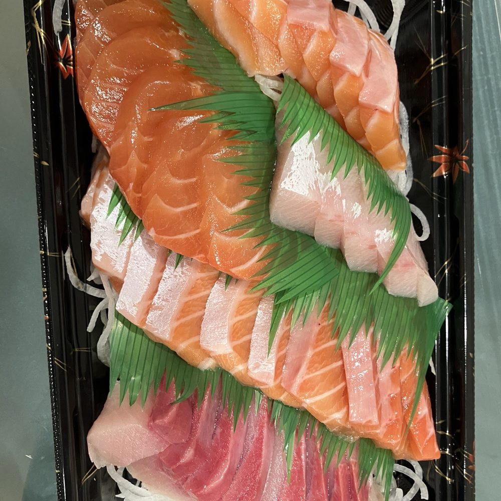 Ocean Plus Fish Market - Sashimi dish - Seafood Markets Near Me - Rosemead, California