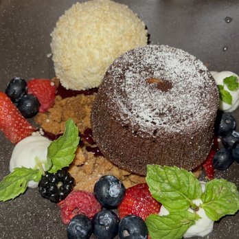 Makoto - Chocolate  dessert - Japanese Near Me - Miami Beach, Florida