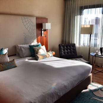 Renaissance Barcelona Hotel - Executive suite - Hotels Near Me - Barcelona, B