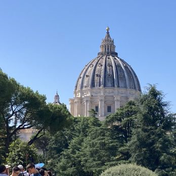 Musei Vaticani - St. Peter's Basilica - Museums Near Me - Rome, RM
